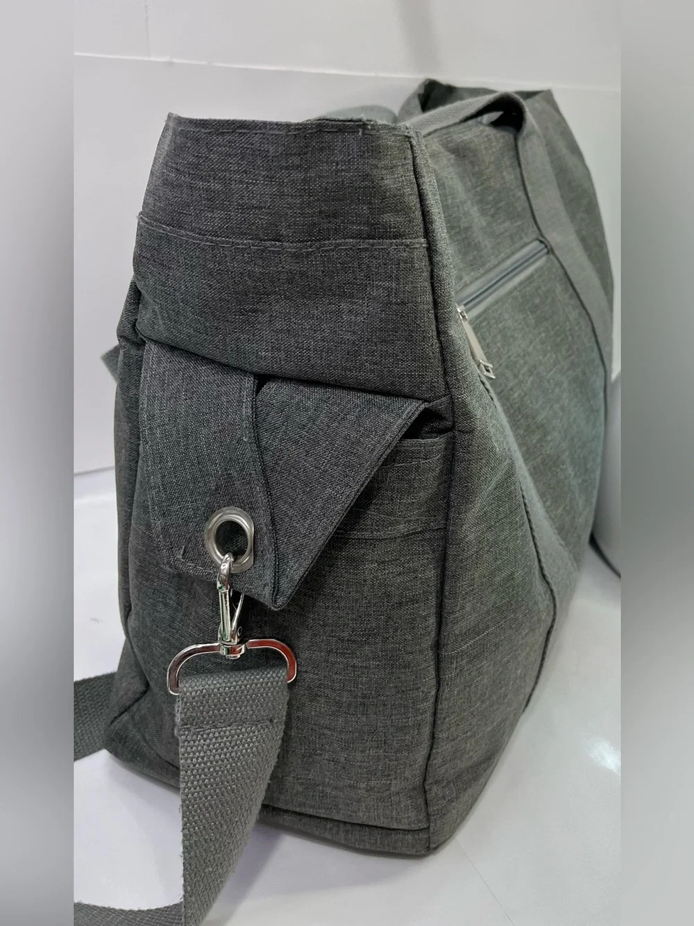 Medela Gray Travel Carrying Bag with Milk Storage Bags, Wipes & Bottles - ONLY